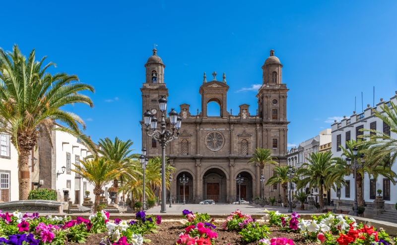 Encuentro del papa León XIV con obispos, sacerdotes, diáconos, religiosas, seminaristas y agentes pastorales de Canarias en la Catedral de Santa Ana.